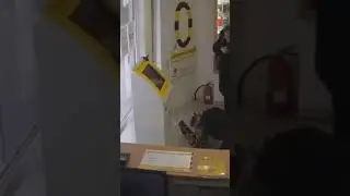 Немного упал