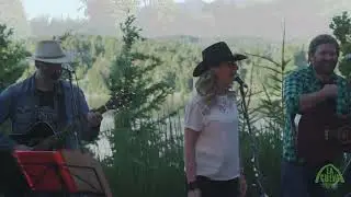 LA CUEVA - SESIONES DE VERANO -THE HILLIBILLY`S BAND - Tell me - cover