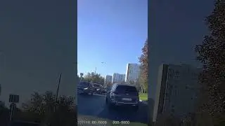 Осень.... они снова активировались...Берегите себя и своих близких))))
