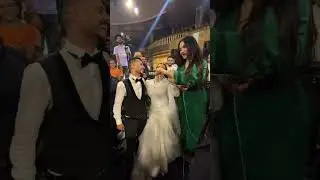 العروسه بتغني احسن من صاحبة الاغنيه نفسها 😂🙈❤️