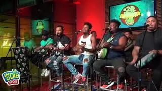 Grupo BalacoBaco || Fotos Antigas ( Ao Vivo na Rádio Fm O Dia )