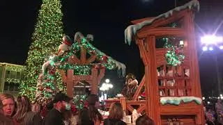 Disneyland's A Christmas Fantasy Parade 2021 - Holiday Parade with Santa Claus!