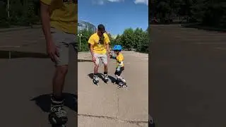 Учим ребёнка кататься на роликах