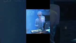 My music ALIEN TEENS FROM OUTERSPACE available on all streaming platforms 
