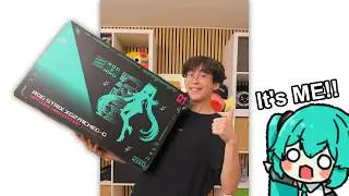 I Built a Hatsune Miku Gaming PC 🎵