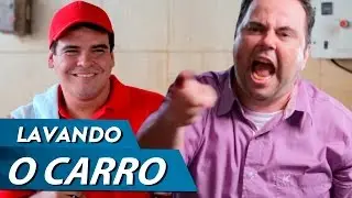 LAVANDO O CARRO