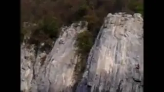 Катерач и девойки в каньона до Дряновския манастир