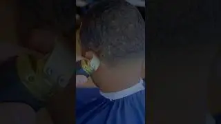 Quick how to. SUBSCRIBE for more gems. #barber #haircutting #menshaircut