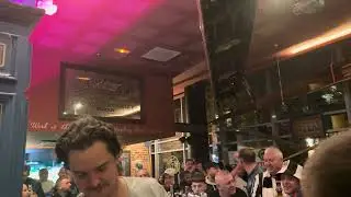 New Anthony Gordon chant sang by Newcastle fans in Paris⚫️⚪️