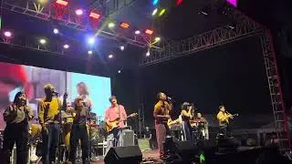 Maliq & D’Essentials - Kita Bikin Romantis (LIVE)