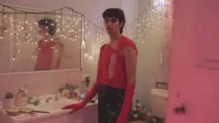 Izadora — The Show (Official Video)