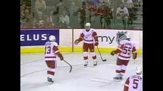Steve Yzerman's Last NHL Goal - 4/3/06