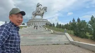 Монголия 2023 г степи Чингисхан конная статуя