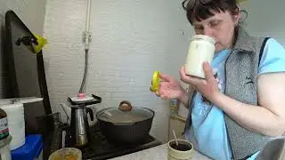 Пока муж спит, наловила, насолила и съела....
