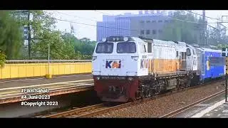 Lokomotif CC 206 13 15 KA Taksaka melintas langsung Stasiun Gondangdia
