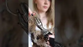 Styling my new hand belt!🖤✨