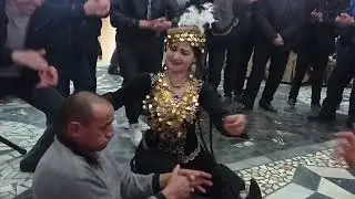 SHIX QISHLOGIDAGI TÖYDA BU KISHI HAMMANI LOL QOLDIRDI😊