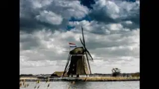Thijs van Domburg - Aliens in Nederland