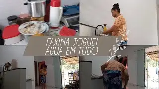 FAXINA PESADA/ JOGUEI ÁGUA  EM TUDO!!#faxinapesada #casasuja