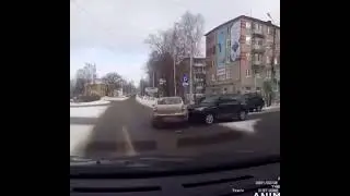 Странное ДТП))