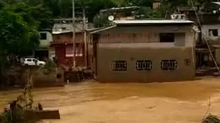 homem que teve casa arrastada por enchente em Raul Soares  : Diz ,A vida tem que seguir',