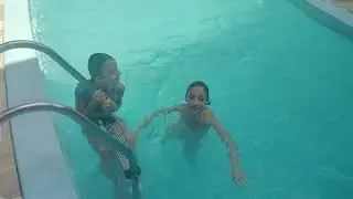 Um dia na piscina 😀 Desafio 