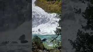 Kar nehrinin nehir sularıyla buluşması