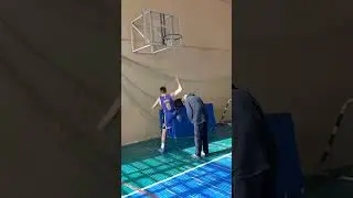 Данк через человека на кольцо 305 #dunk #slamdunk #jump #jamorant #basketball #данк #баскетбол #air