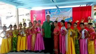 รำพระคุณที่สามงานเกษียณครูวีระ น่าบัณฑิต ปี๒๕๕๘