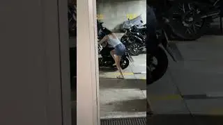 Alguien que le explique