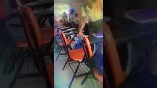 😲Pelea en clase uff🙄😌