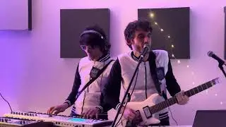 Tears - Vivo
