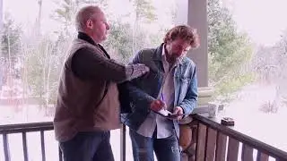 Action scenes , film A Crack In Everything