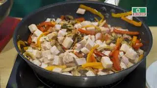 Рисовая лапша с мясом и овощами