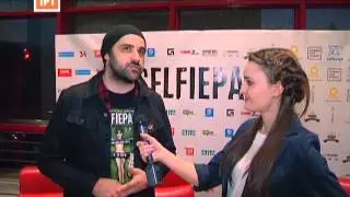 #SELFIEPARTY