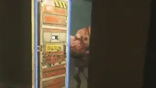 Letting the Tank in the saferoom (INSTANT KARMA)
