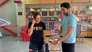 Giving Strangers Cupcakes After They Workout!