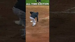 This was an all-time EJECTION from Aaron Boone