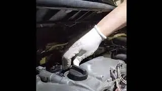 Замена свечей Toyota Verso.