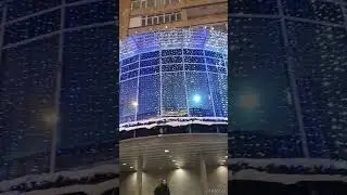 Снег ❄️ Так красиво идёт а нам тепло 😄