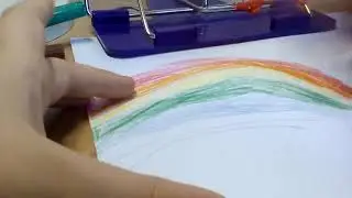 Рисую радугу и облочко !!!