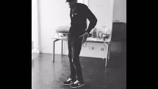 Chris Brown Dancing Freestyle 