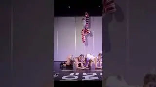 По полям синий трактор🤣