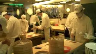 Din Tai Fung Taipei kitchen