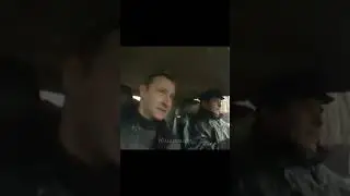 1- Вам очень идёт! , 2 - Потише!