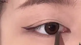 Who doesn’t know how to wear this kind of barb eyeliner?  Eye makeup