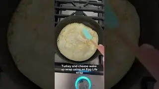 Turkey, Egg White & Cheese Wake Up Wrap #easyrecipe #macrofriendly #keto #highprotein #lowcarb