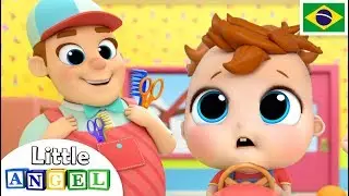 O Bebê Corta o Cabelo! 👦 | Canal do Joãozinho - Little Angel Português
