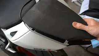 Panigale 899 Pillion Seat Release
