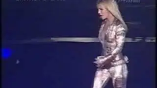 Britney Spears Live in Tokyo Dome -Overprotected